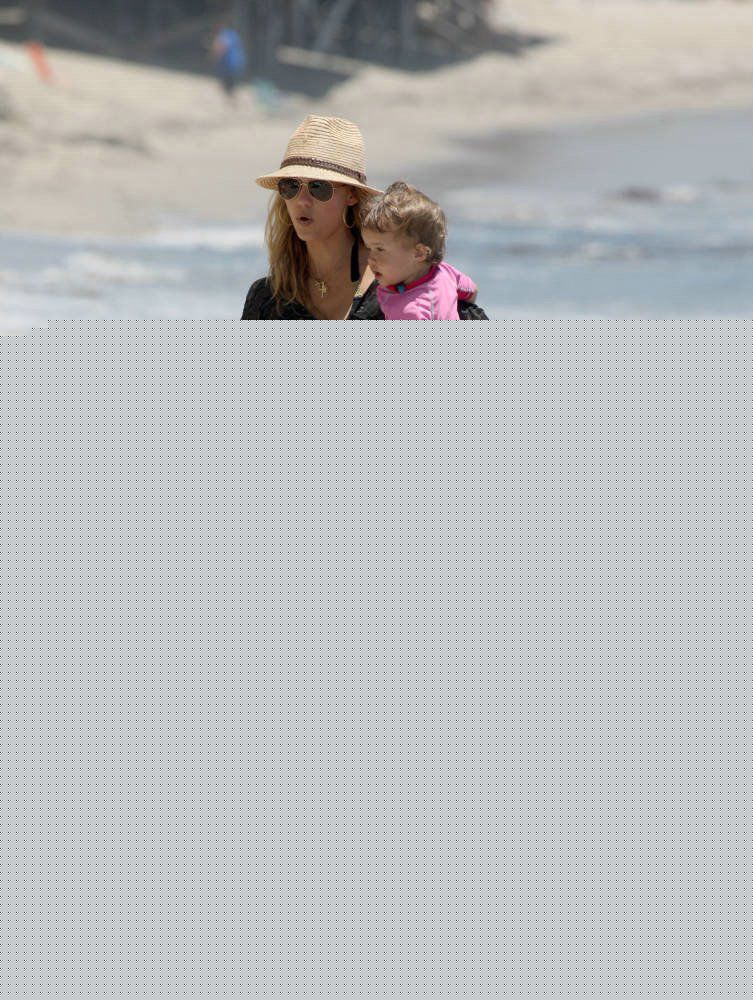 杰西卡·阿尔芭(Jessica Alba)生活中的杰西卡壁纸壁纸