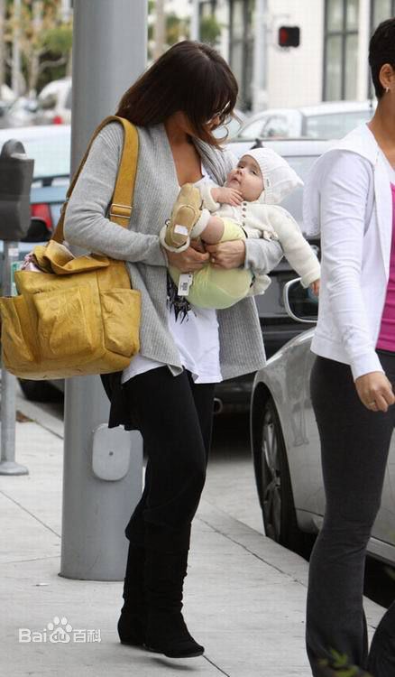 杰西卡·阿尔芭(Jessica Alba)生活中的杰西卡壁纸壁纸