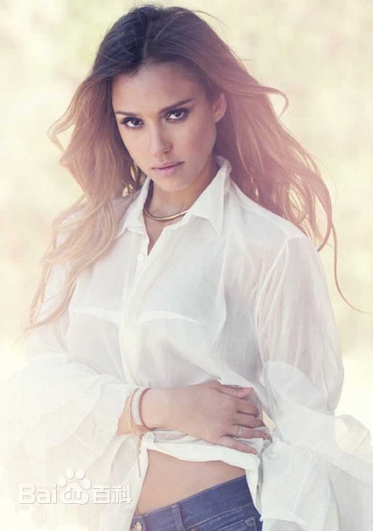 杰西卡·阿尔芭(Jessica Alba)前后照片