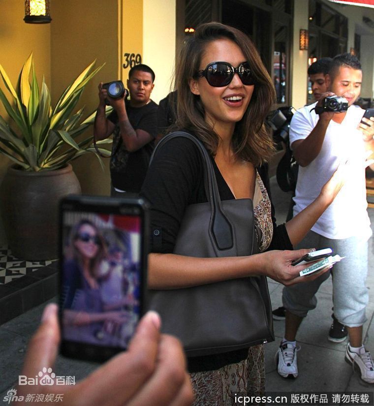 最新杰西卡·阿尔芭(Jessica Alba)精彩图册