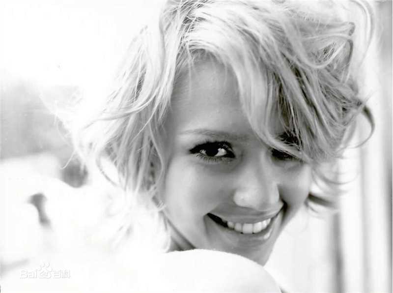 精选杰西卡·阿尔芭(Jessica Alba)精彩图册1