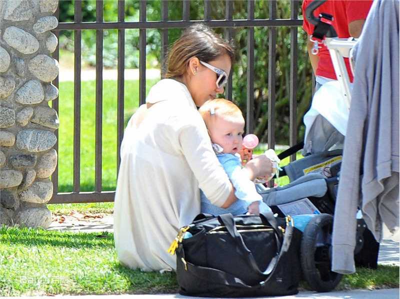 最新杰西卡·阿尔芭(Jessica Alba)精彩图册