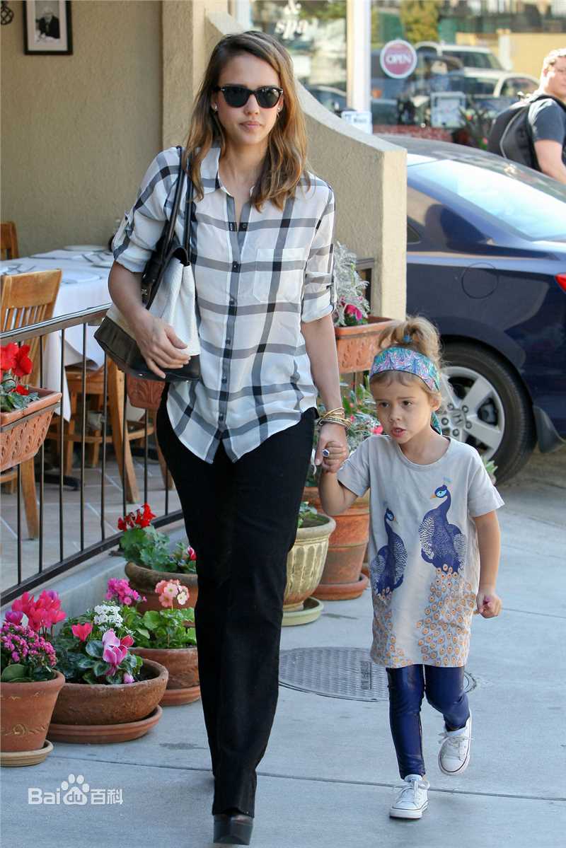 精选杰西卡·阿尔芭(Jessica Alba)精彩图册1