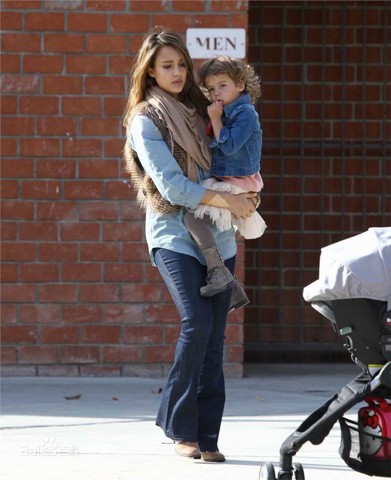 精选杰西卡·阿尔芭(Jessica Alba)精彩图册1