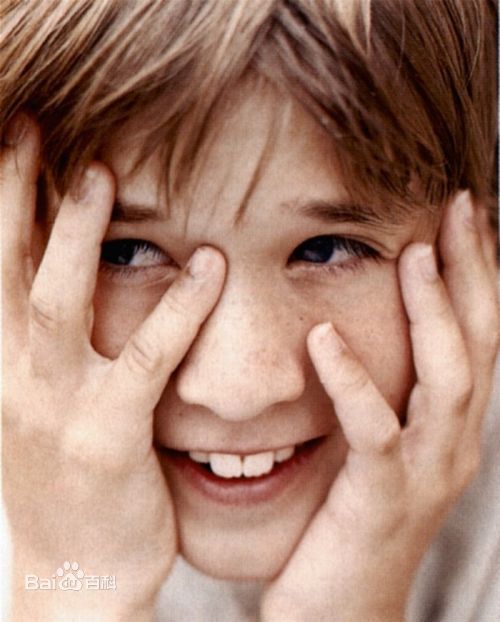 海利·乔·奥斯蒙特(Haley Joel Oent)精彩图册