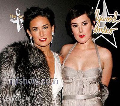 黛米·摩尔(Demi Moore)出席活动图册