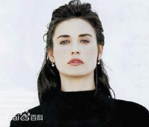 最新黛米·摩尔(Demi Moore)性感图片