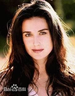 最新黛米·摩尔(Demi Moore)性感图片