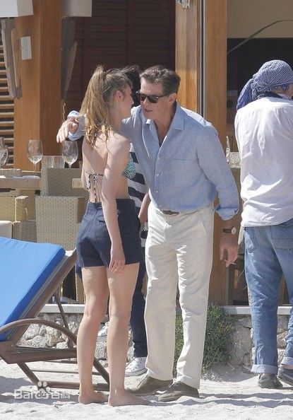 最优质露易丝·布尔昆(Louise Bourgoin)精彩图册