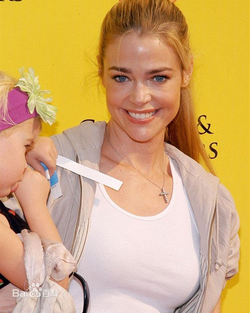 高清丹妮丝·理查兹(Denise Richards)精彩图册