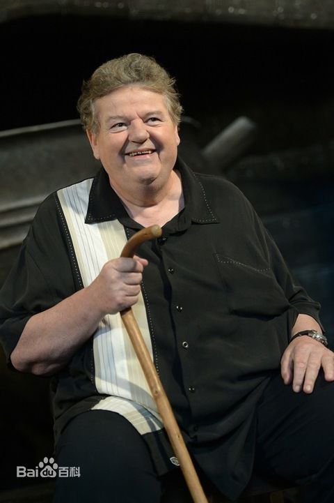 最新罗比·考特拉尼(Robbie Coltrane)性感图片