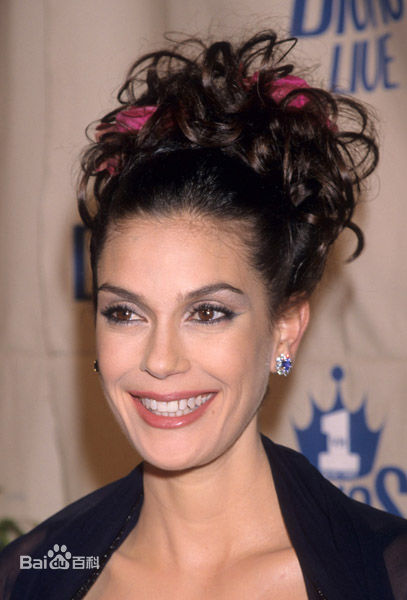 最全泰瑞·海切尔(Teri Hatcher)精彩图册