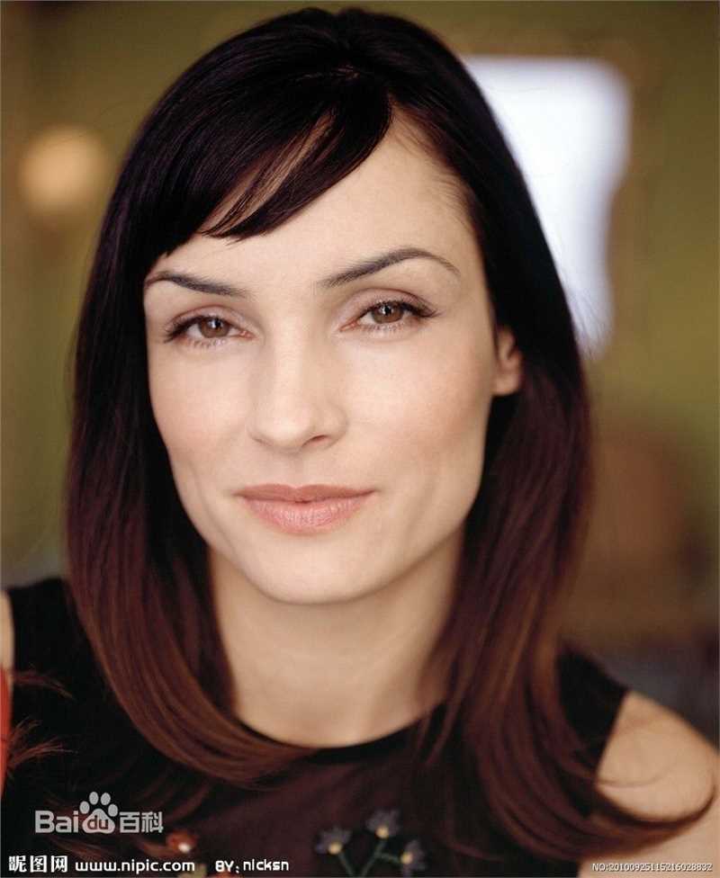 法米克·詹森(Famke Janssen)影视照性感图片图集