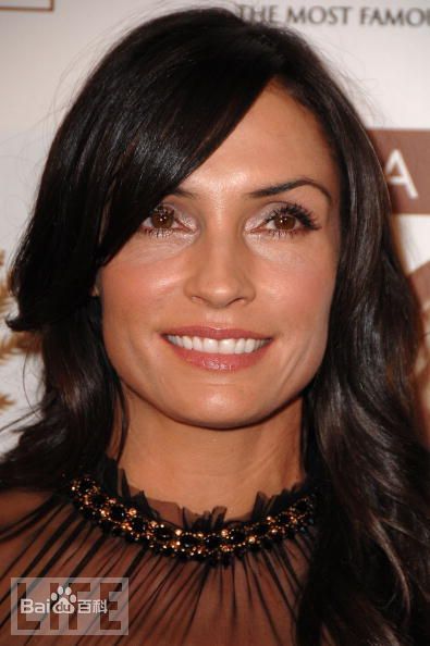 法米克·詹森(Famke Janssen)影视照性感图片图集