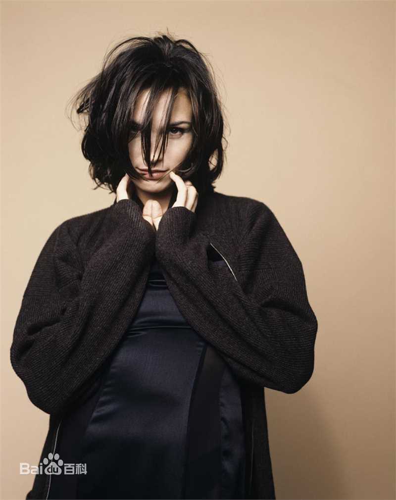 精选法米克·詹森(Famke Janssen)精彩图册