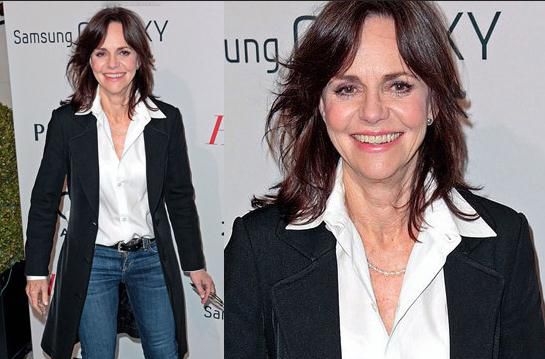 高清莎莉·菲尔德(Sally Field)性感图片