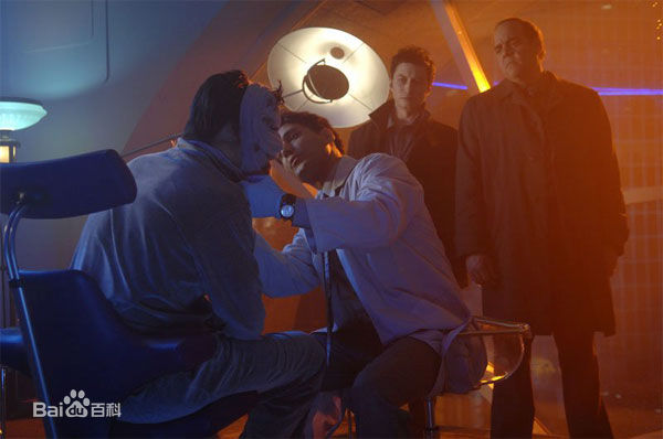 道格·休切逊(Doug Hutchison)《惩罚者2》剧照