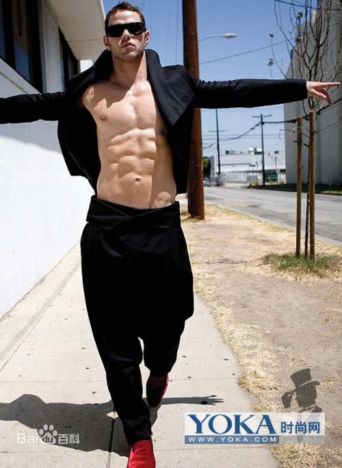 精选凯南·鲁兹(Kellan Lutz)精彩图册