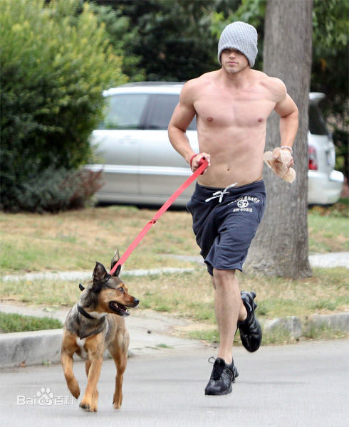 精选凯南·鲁兹(Kellan Lutz)精彩图册