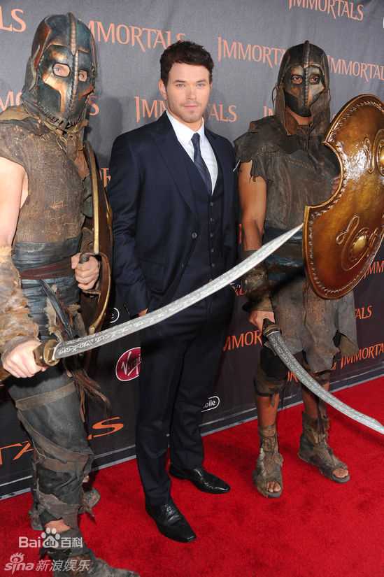 最新凯南·鲁兹(Kellan Lutz)精彩图册