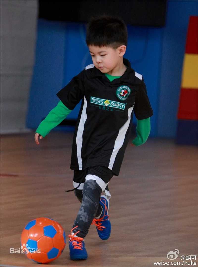 《沙俊伯》生活照