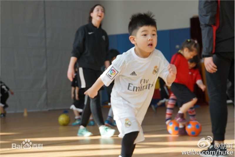 《沙俊伯》生活照