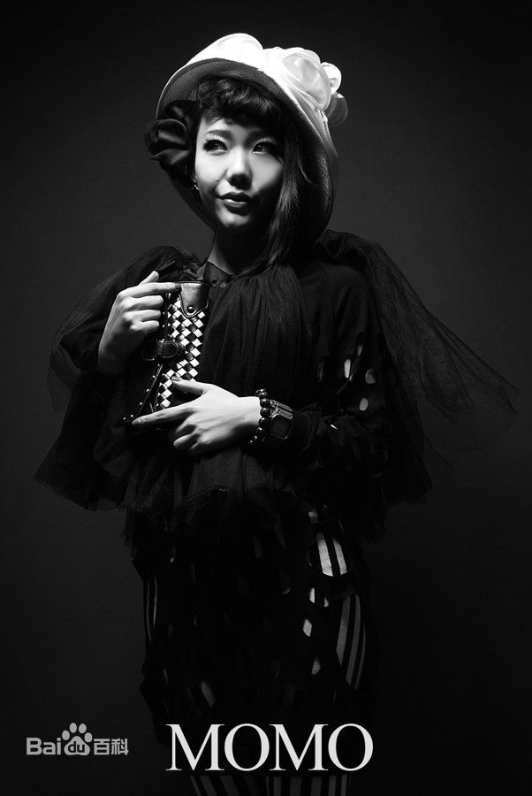 吴莫愁(MoMo Wu)个性照素颜照相册