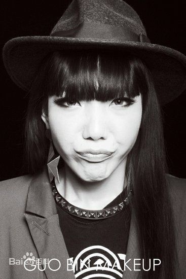 最新吴莫愁(MoMo Wu)性感图片