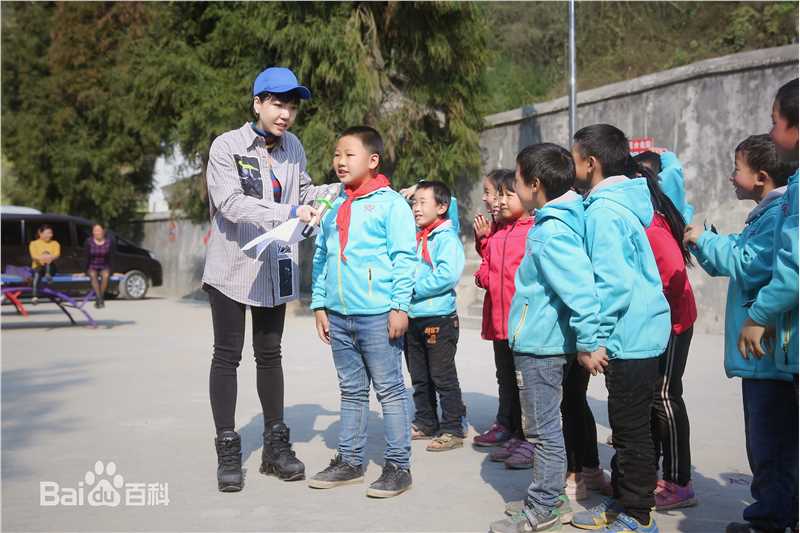 吴莫愁(MoMo Wu)公益活动图片图集