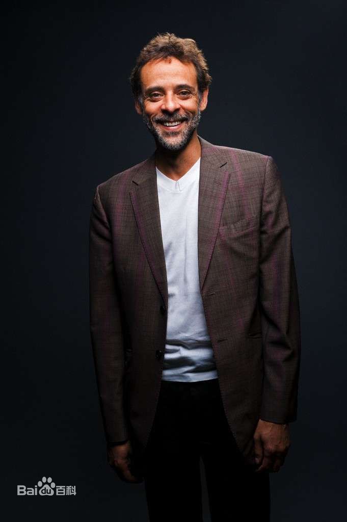亚历山大·希迪格(Alexander Siddig)前后照片