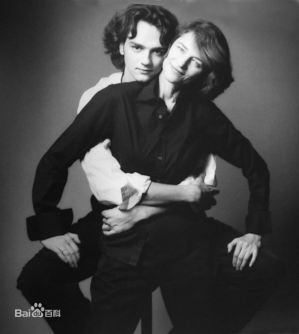 精选夏洛特·兰普林(Charlotte Rampling)精彩图册