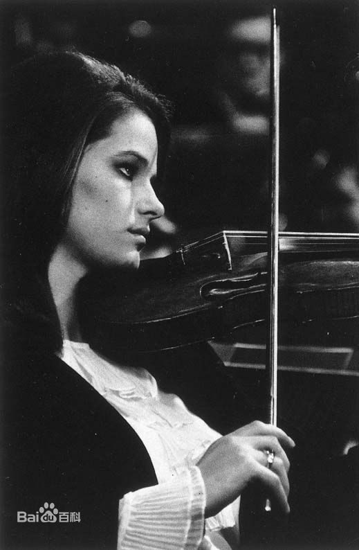 精选夏洛特·兰普林(Charlotte Rampling)精彩图册