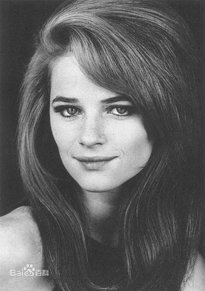 夏洛特·兰普林(Charlotte Rampling)精彩图册