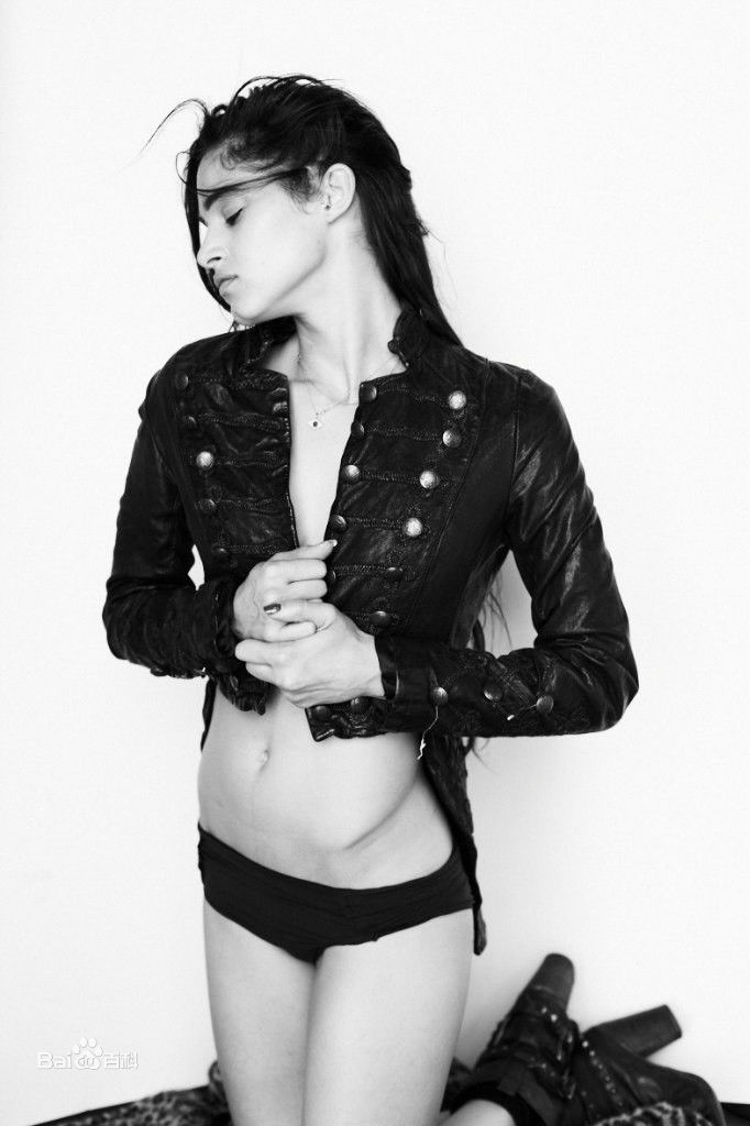 索菲亚·宝特拉(Sofia Boutella)最新壁纸