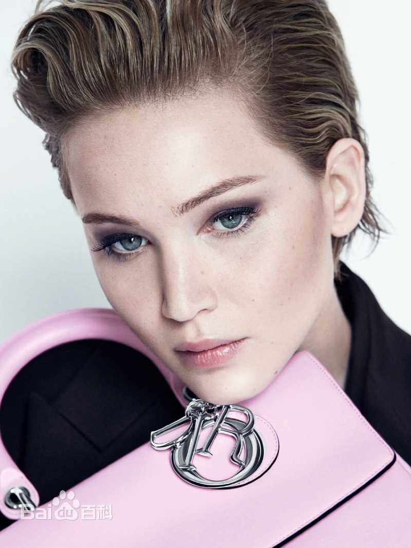 詹妮弗·劳伦斯(Jennifer Lawrence)前后照片