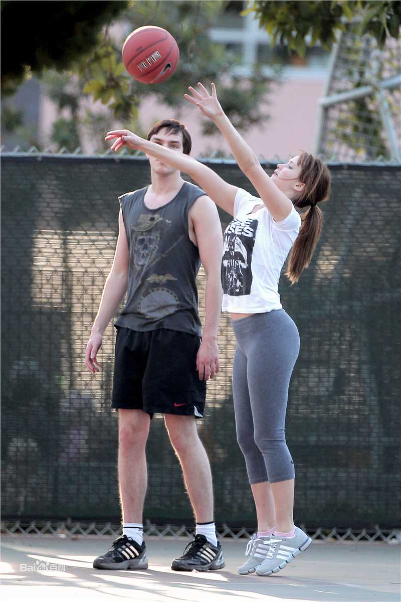 精选詹妮弗·劳伦斯(Jennifer Lawrence)精彩图册