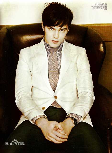 高清尼古拉斯·霍尔特(Nicholas Hoult)精彩图册