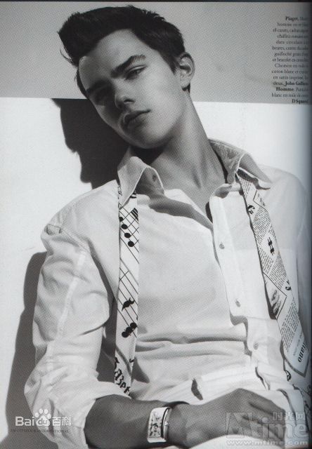 最优质尼古拉斯·霍尔特(Nicholas Hoult)精彩图册