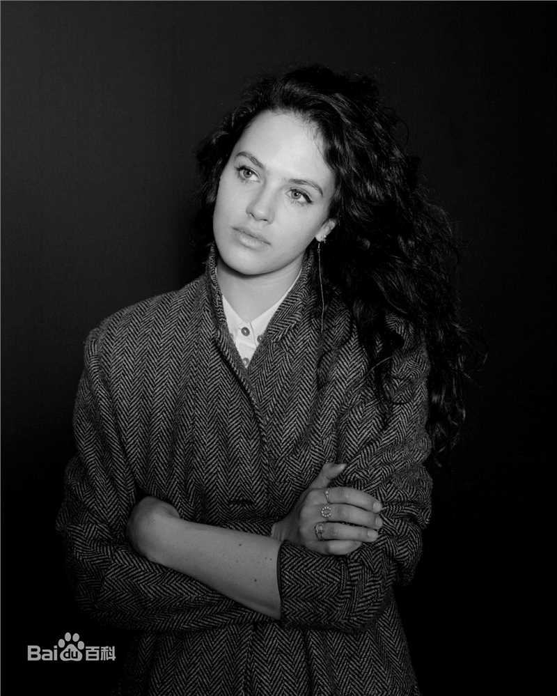 杰西卡·布朗·芬德利(Jessica Brown Findlay)最全杰西卡·布朗-芬德利 杂志壁纸