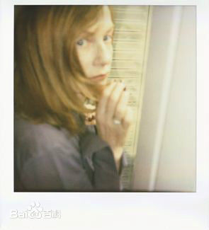 伊莎贝尔·于佩尔(Isabelle Huppert)摄影展壁纸壁纸