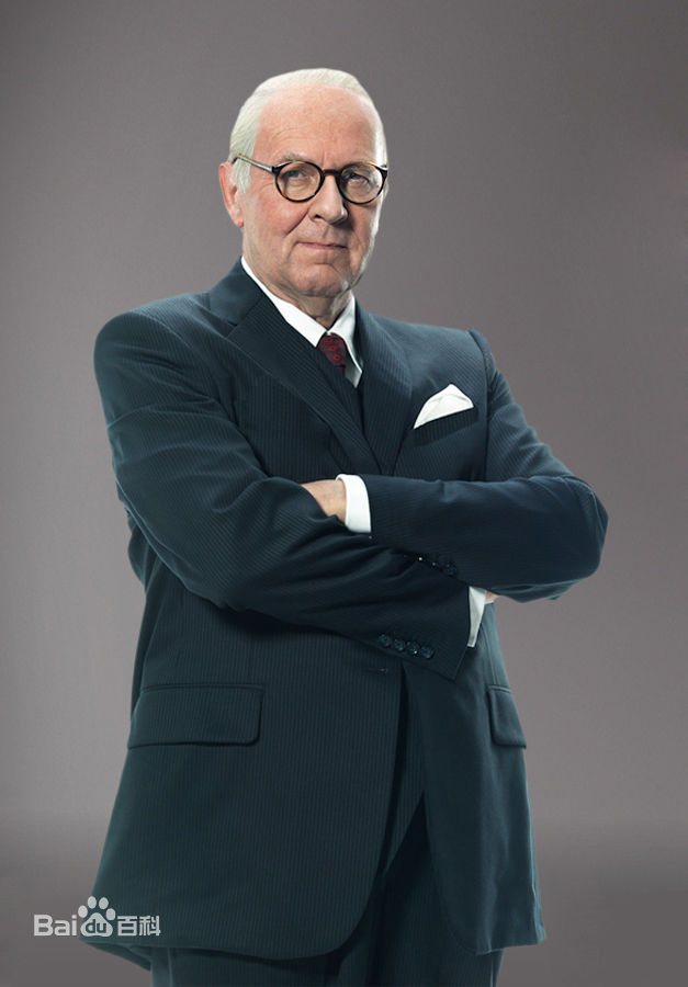 高清汤姆·威尔金森(Tom Wilkinson)图片