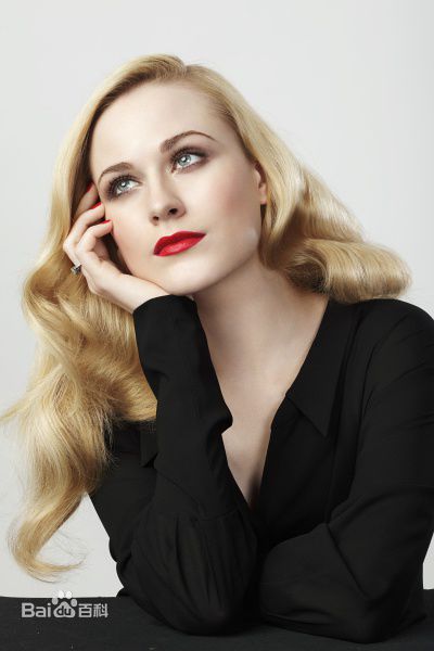 埃文·蕾切尔·伍德(Evan Rachel Wood)生活照图片图册