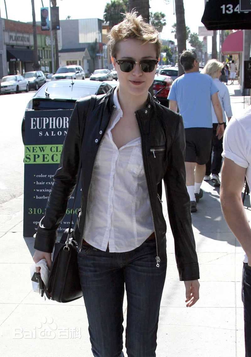 埃文·蕾切尔·伍德(Evan Rachel Wood)出席活动照图片图集