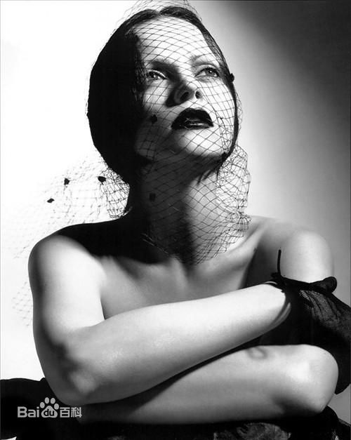 克里斯蒂娜·里奇(Christina Ricci)最新集图集