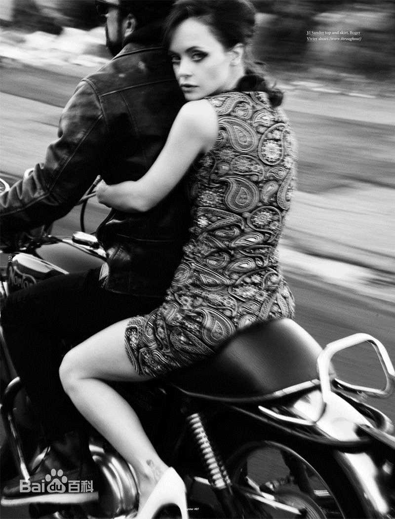 最新克里斯蒂娜·里奇(Christina Ricci)精彩图册