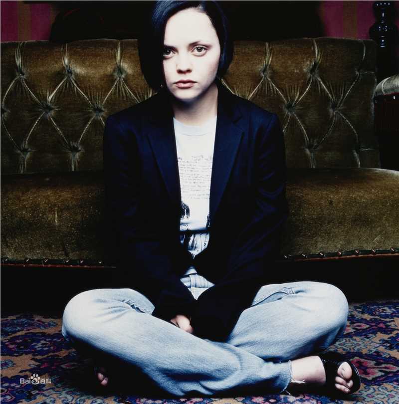 最新克里斯蒂娜·里奇(Christina Ricci)精彩图册