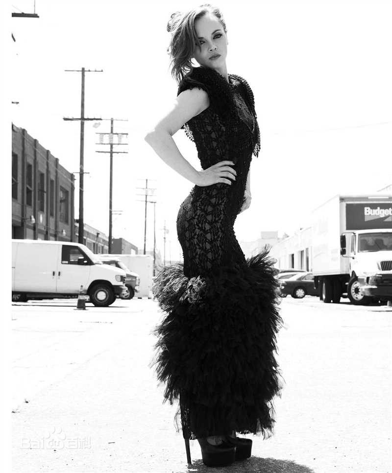 最新克里斯蒂娜·里奇(Christina Ricci)精彩图册