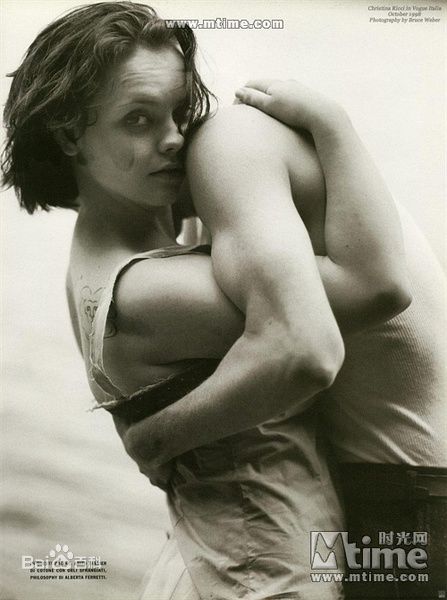 精选克里斯蒂娜·里奇(Christina Ricci)精彩图册