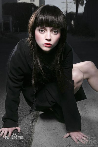 精选克里斯蒂娜·里奇(Christina Ricci)精彩图册