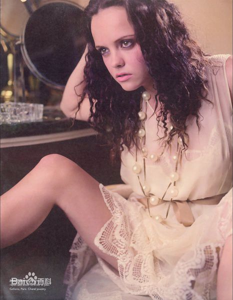 精选克里斯蒂娜·里奇(Christina Ricci)精彩图册
